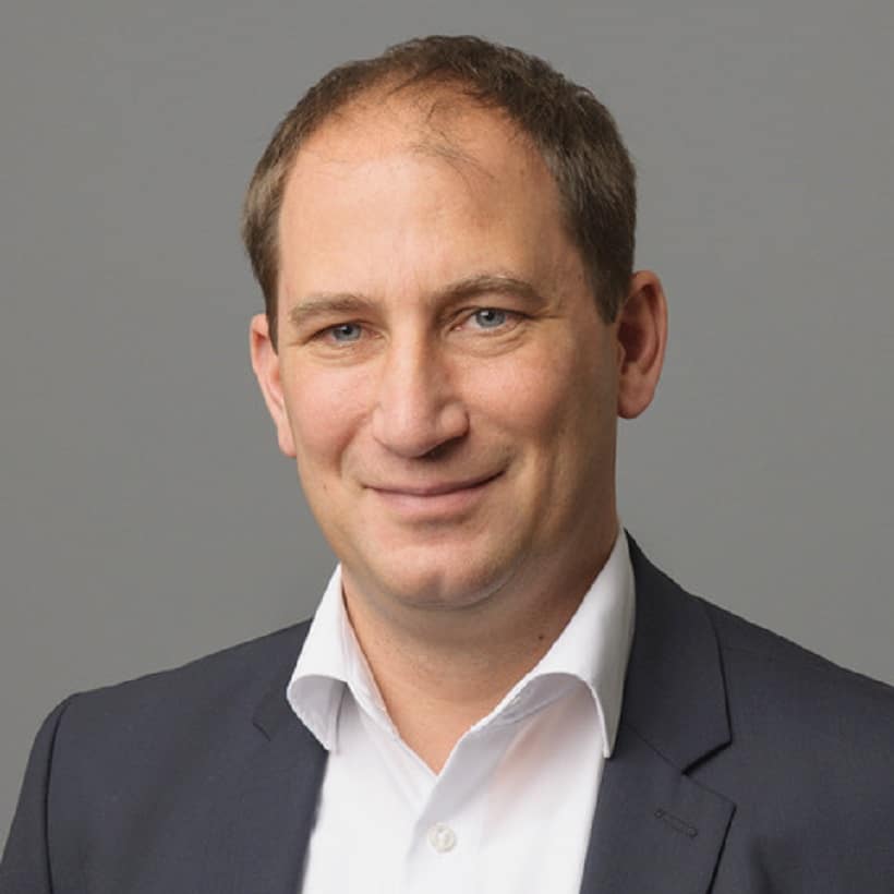 Constantin Hruschka auf Professur für Sozialrecht berufen