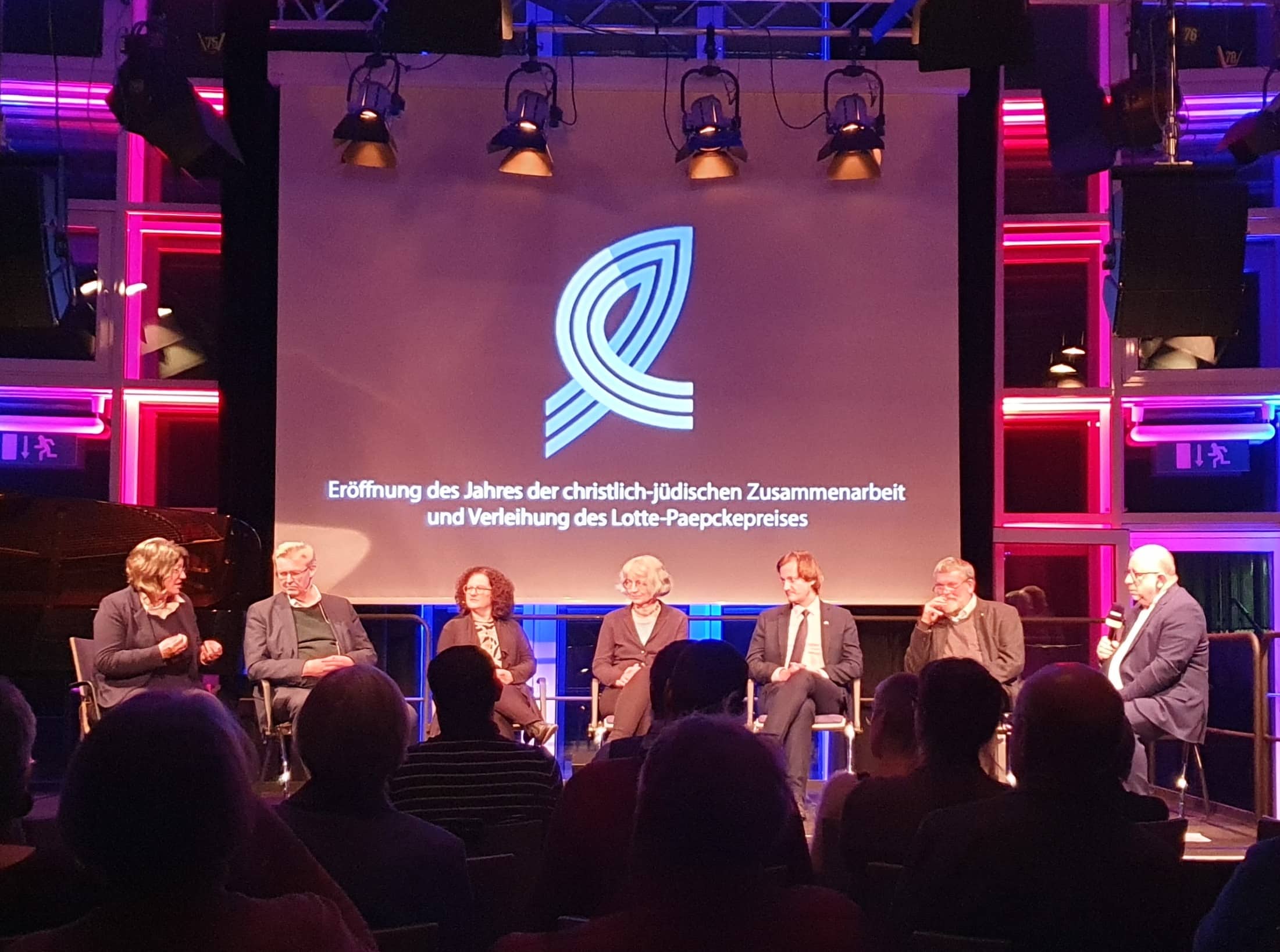 Antisemitismuskritische Bildungsprojekte mit Lotte-Paepcke-Preis ausgezeichnet