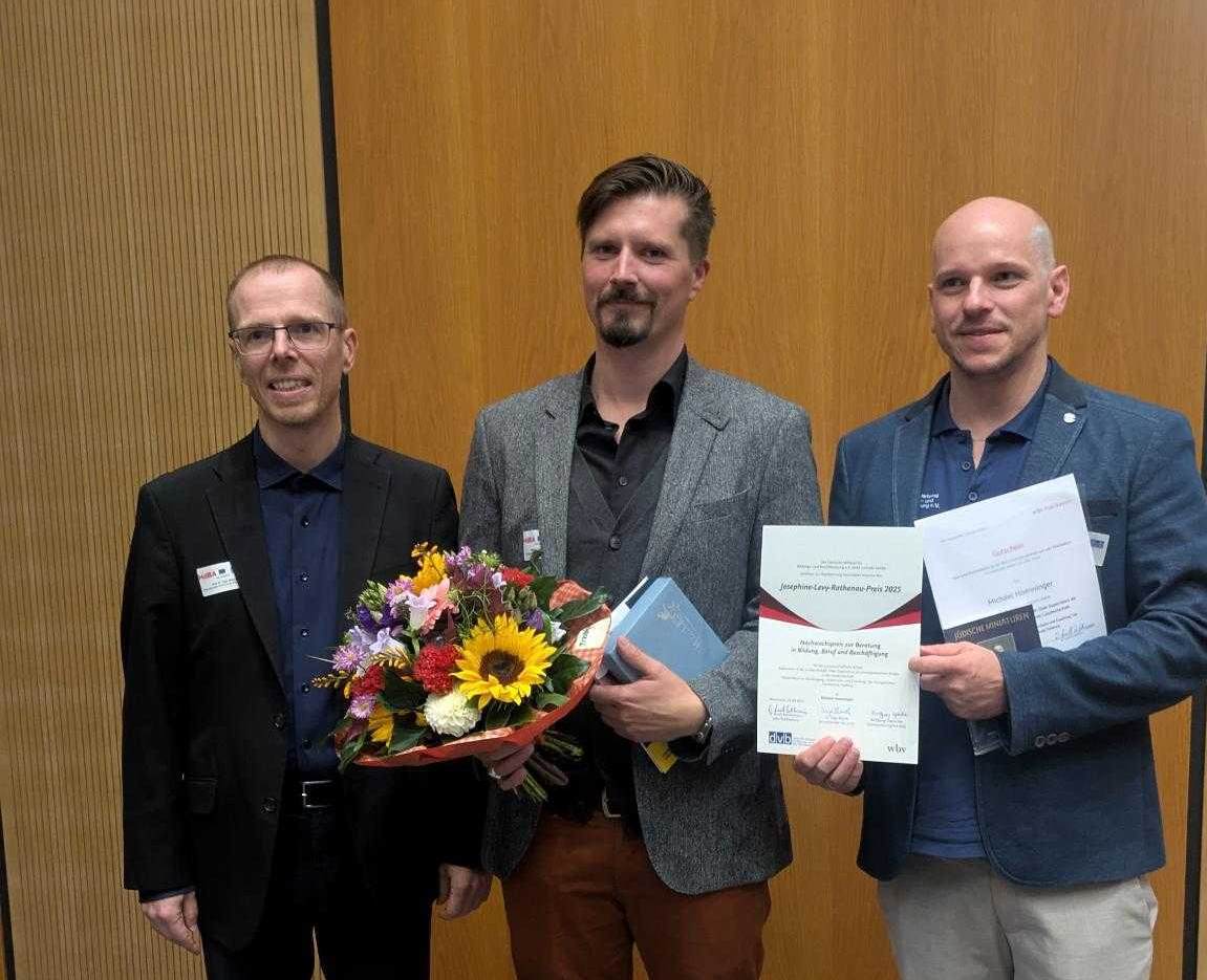 Nachwuchspreis zur Beratung im Beruf geht an Master-Absolvent für Supervision